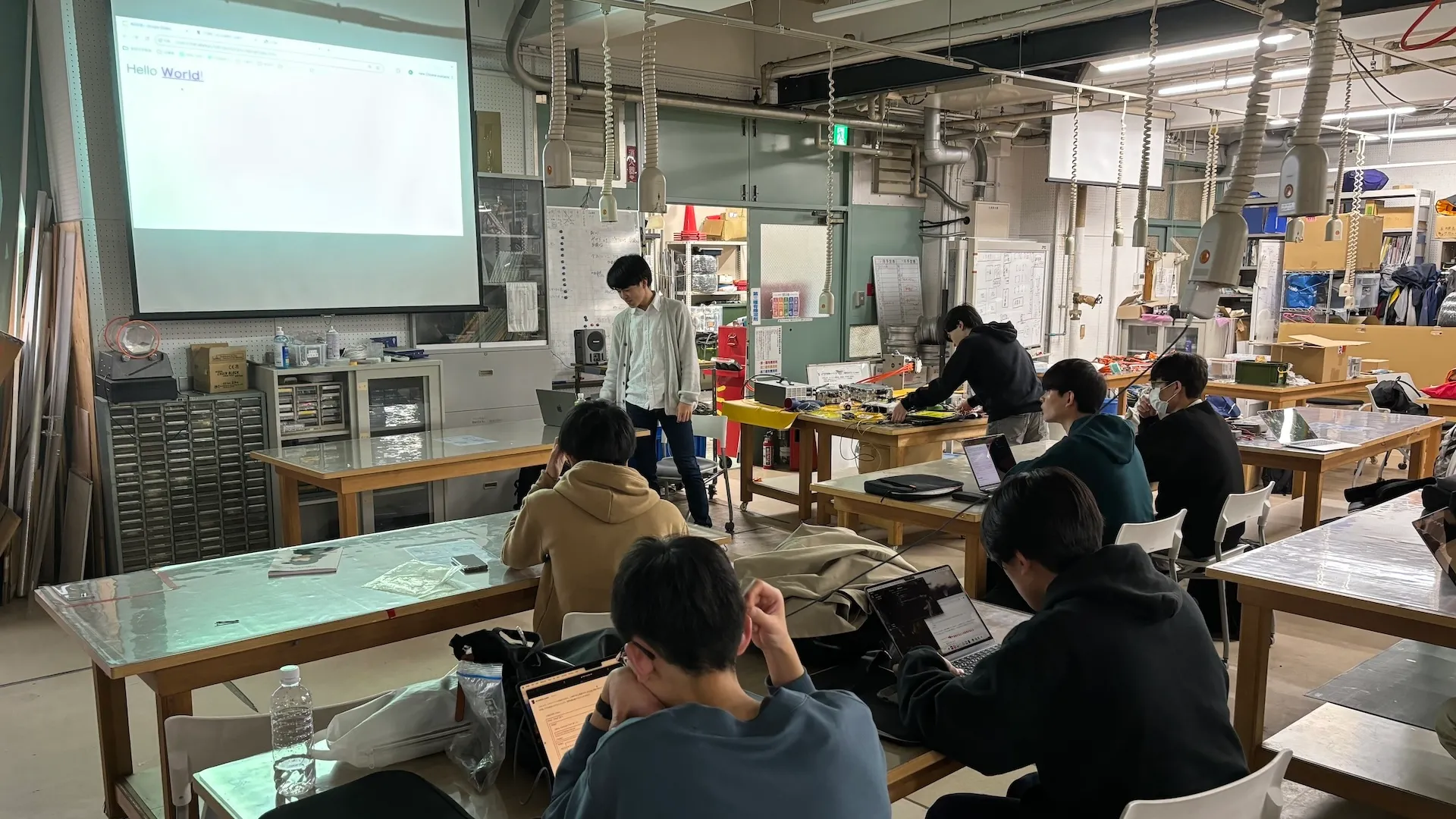 4 月 6 日の様子